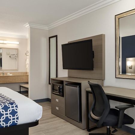 Quality Inn Lake Elsinore I-15 Eksteriør billede