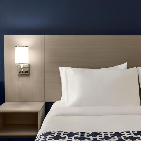 Quality Inn Lake Elsinore I-15 Eksteriør billede