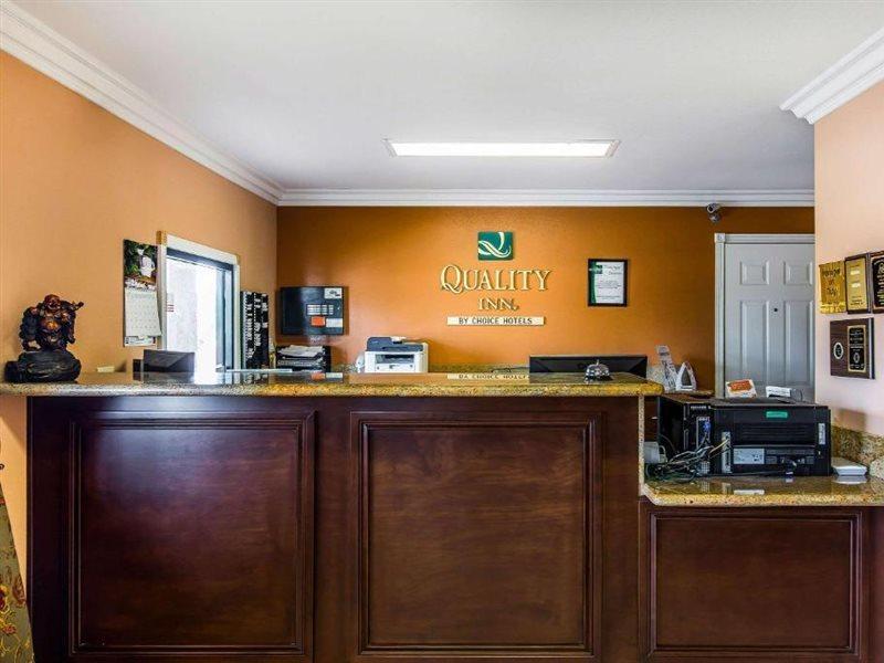 Quality Inn Lake Elsinore I-15 Eksteriør billede