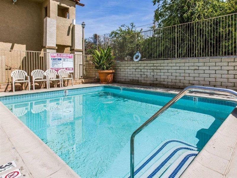 Quality Inn Lake Elsinore I-15 Eksteriør billede