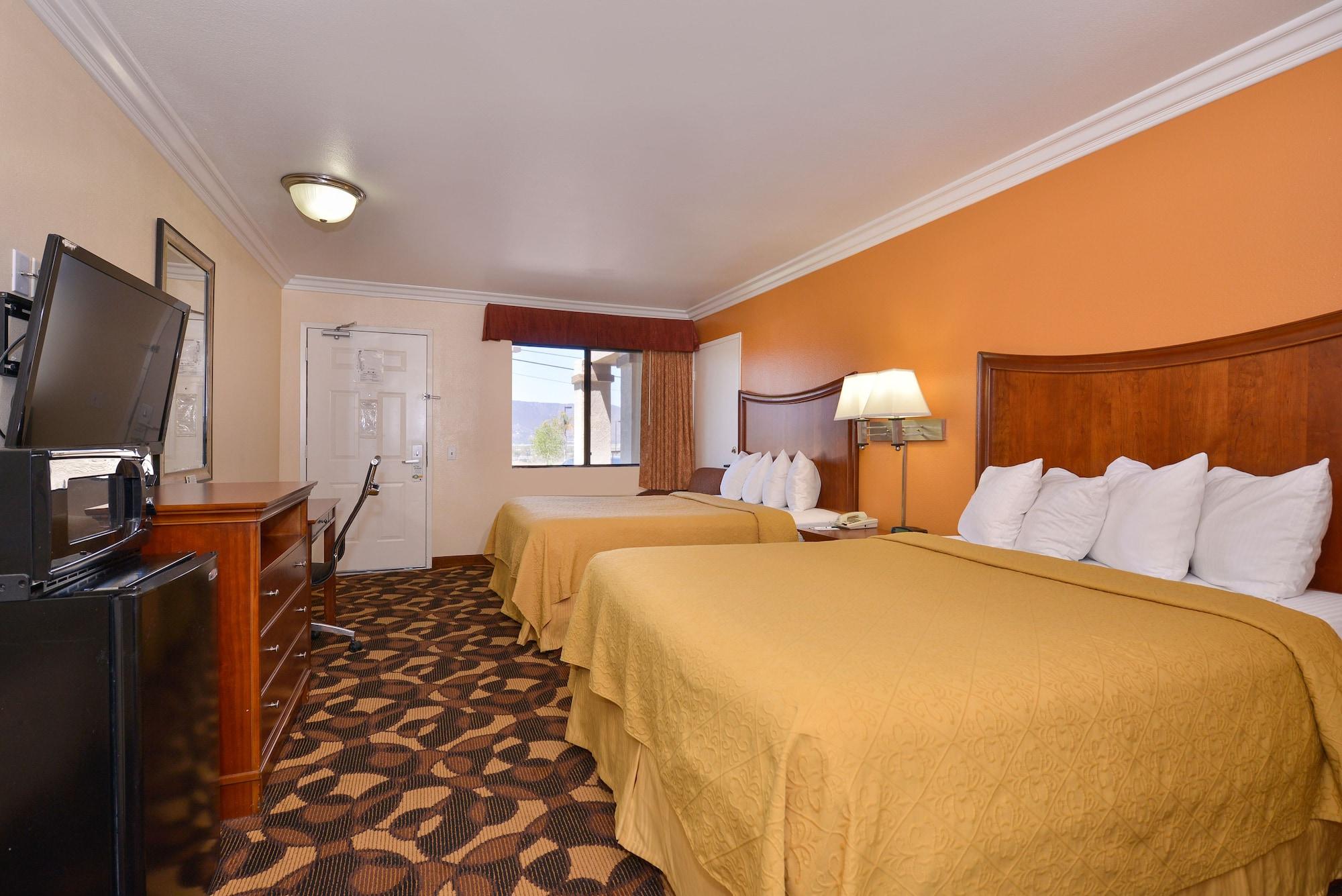 Quality Inn Lake Elsinore I-15 Eksteriør billede