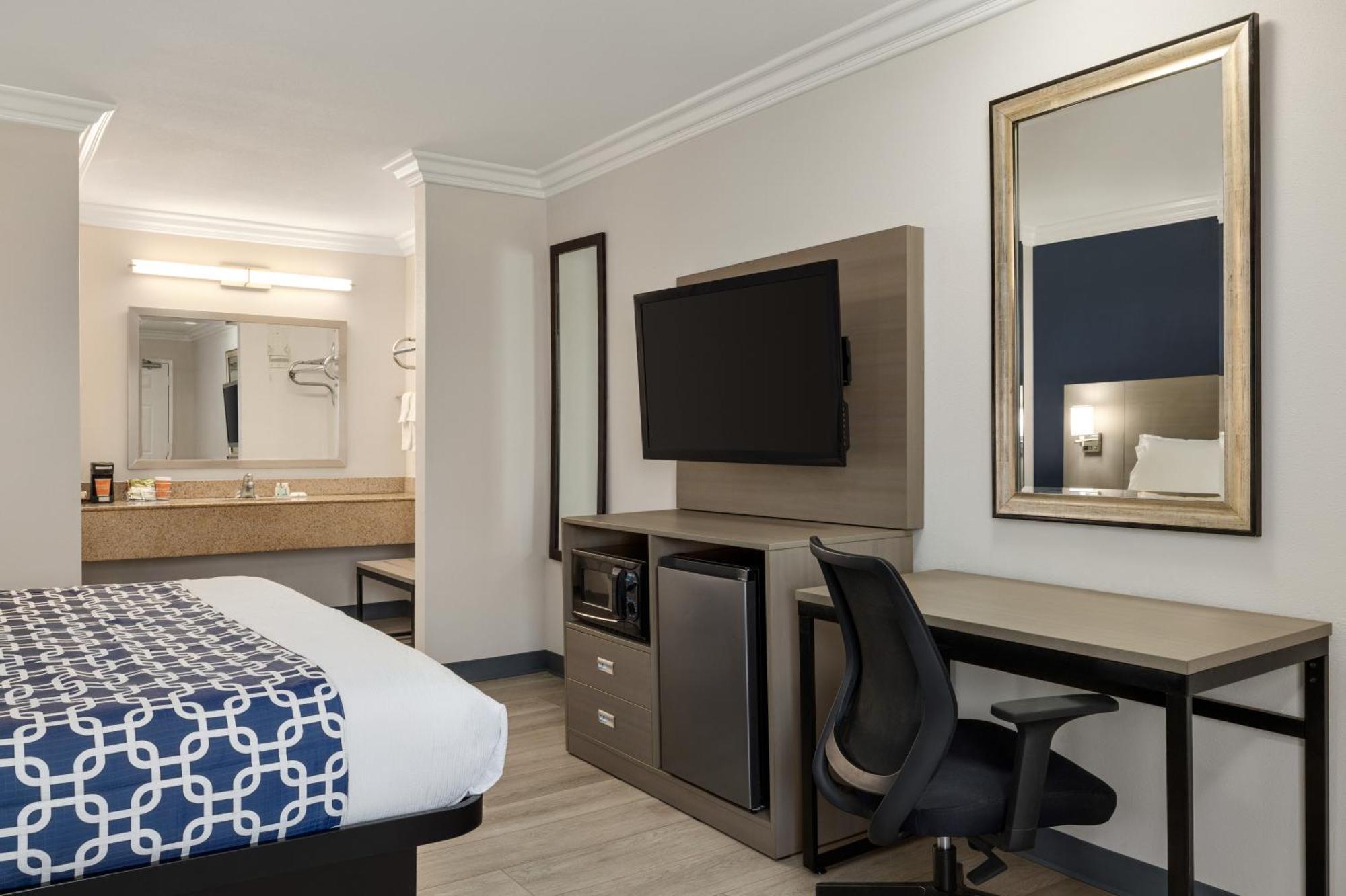 Quality Inn Lake Elsinore I-15 Eksteriør billede