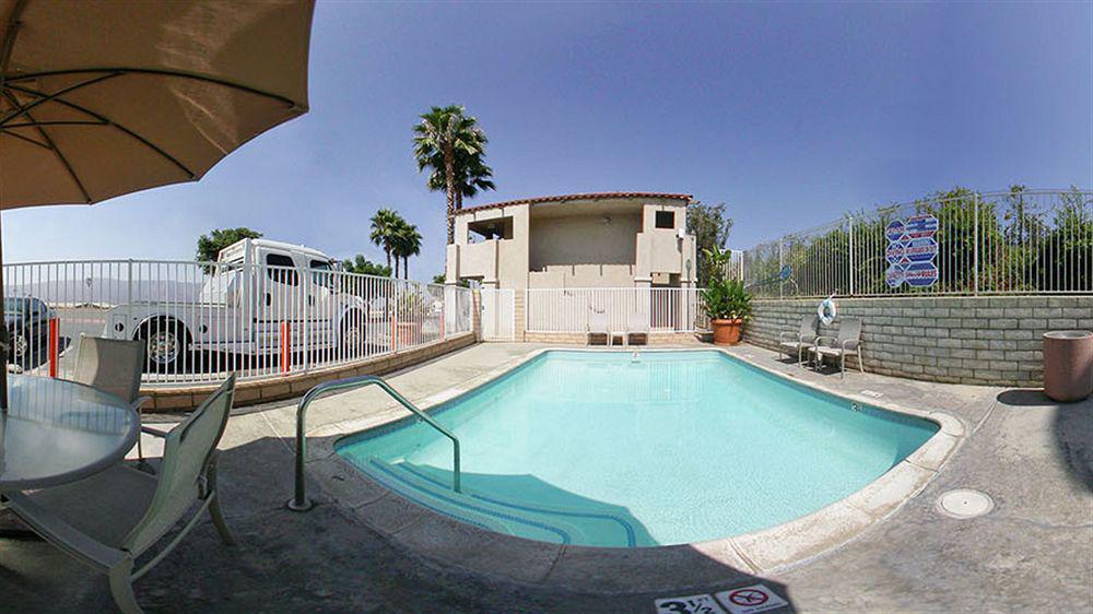 Quality Inn Lake Elsinore I-15 Eksteriør billede